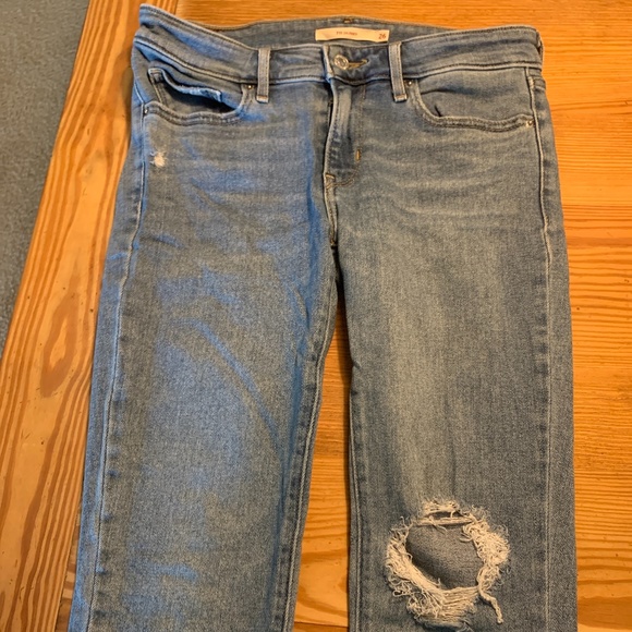 LEVIS JEANS - Picture 1 of 3